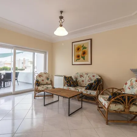 Lysa's House * Amorosa