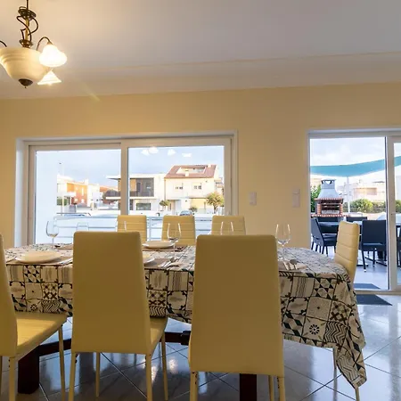 Casa de Férias Lysa's House Amorosa