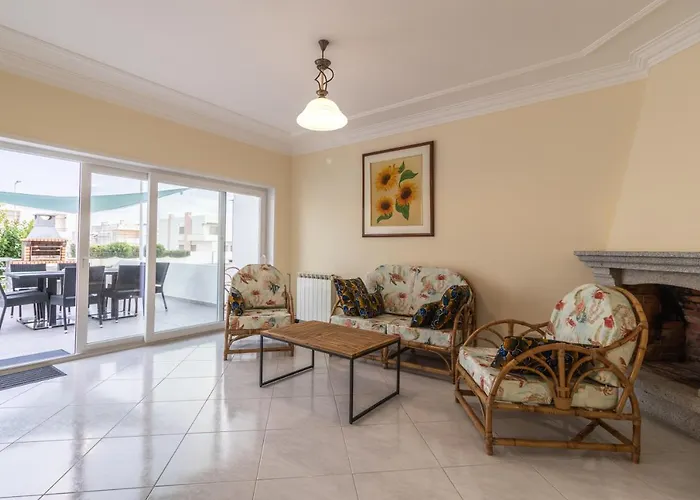 Lysa's House * Amorosa