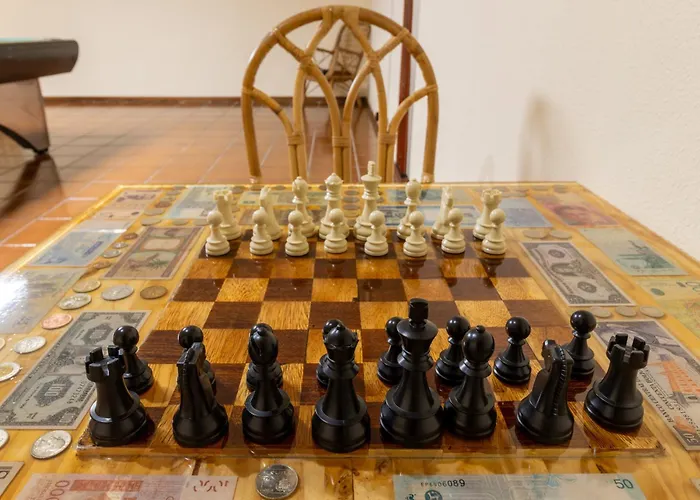 Lysa's House Amorosa